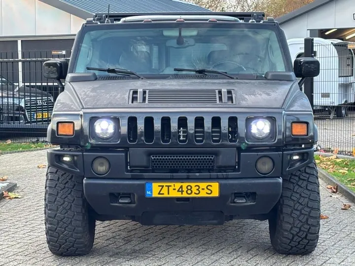 Hummer H2