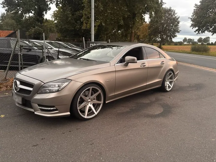 Mercedes-Benz CLS 500
