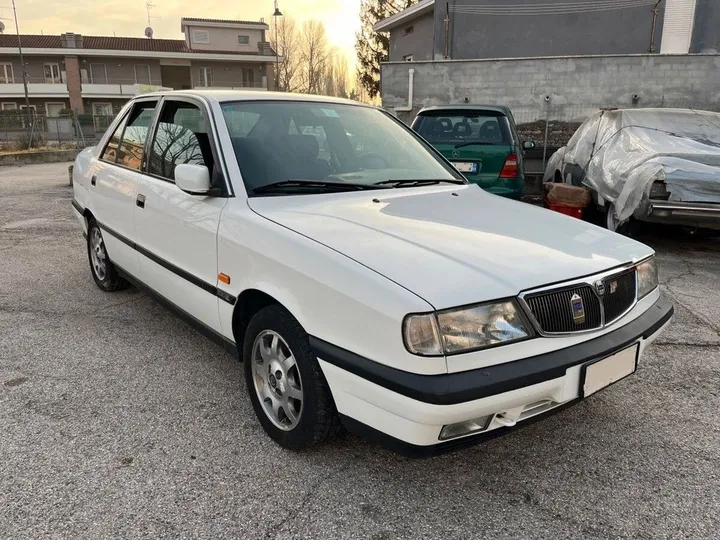 Lancia Dedra
