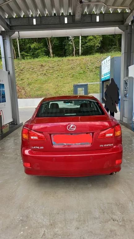 Lexus IS 220