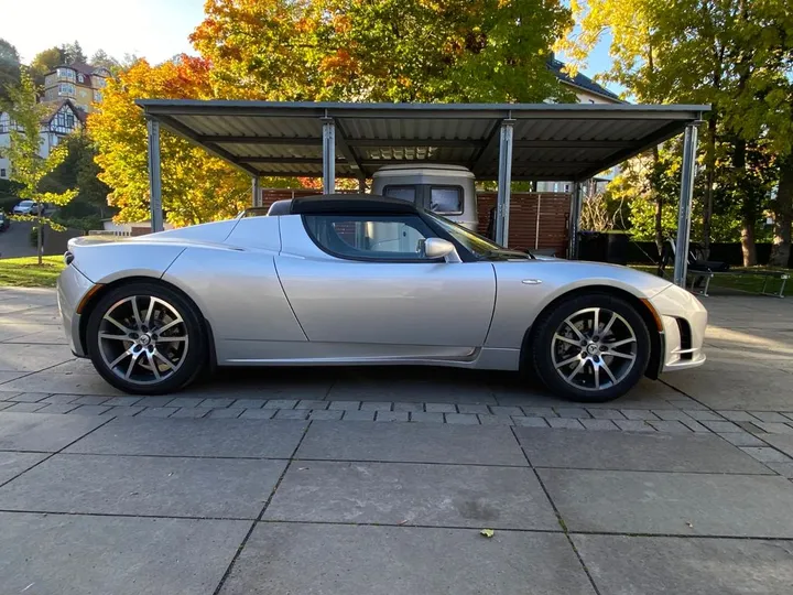 Tesla Roadster