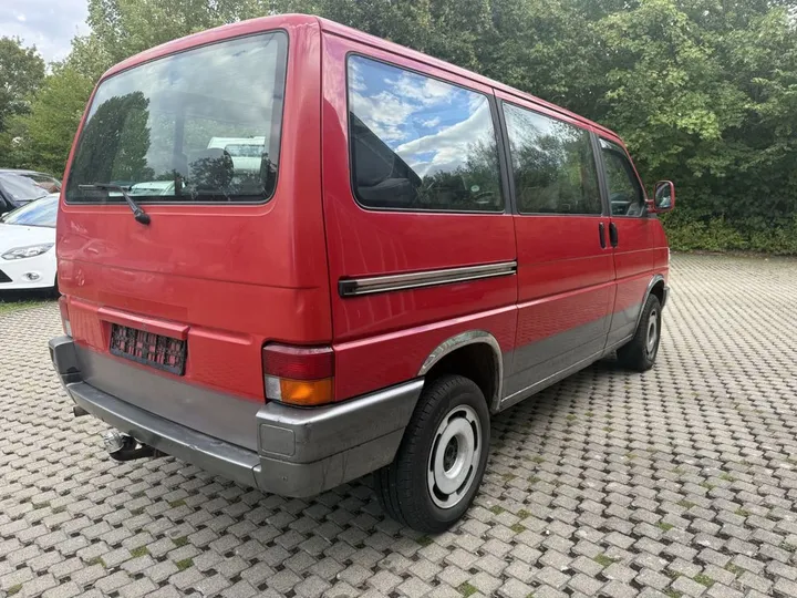 Volkswagen T4 Caravelle
