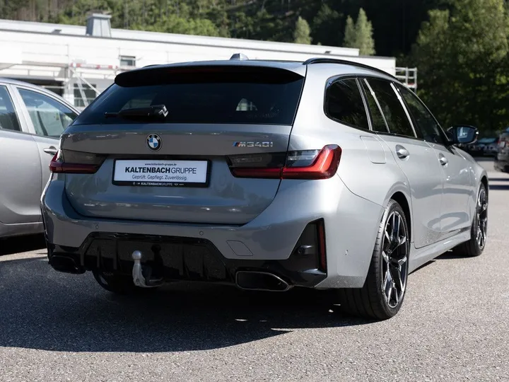BMW 340