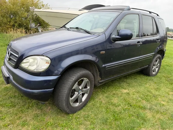 Mercedes-Benz ML 430