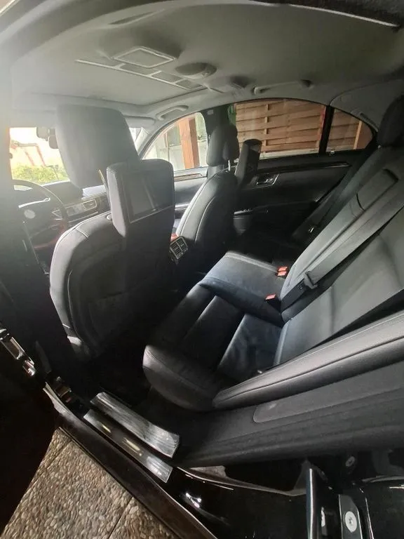 Mercedes-Benz S 400