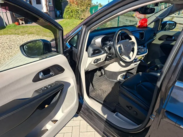 Chrysler Pacifica