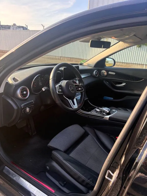 Mercedes-Benz C 200