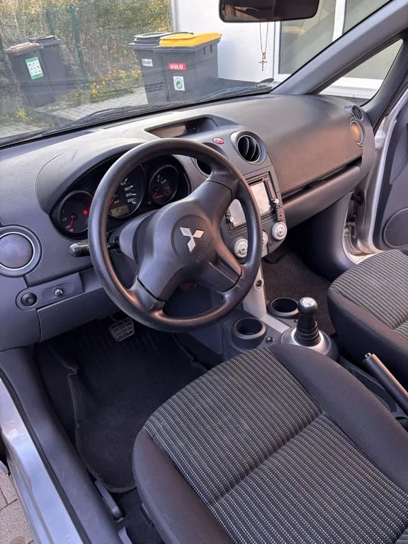 Mitsubishi Colt