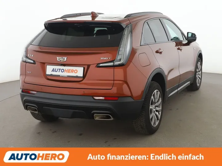 Cadillac XT4