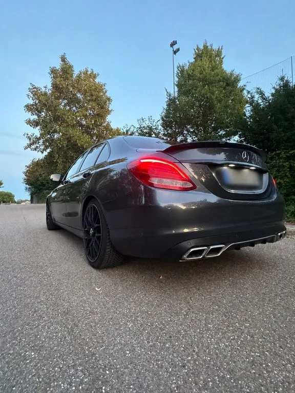 Mercedes-Benz C 200