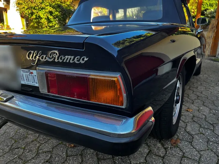 Alfa Romeo Spider