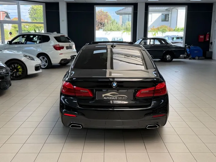 BMW 525