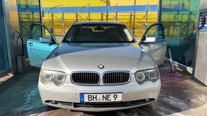 BMW 735