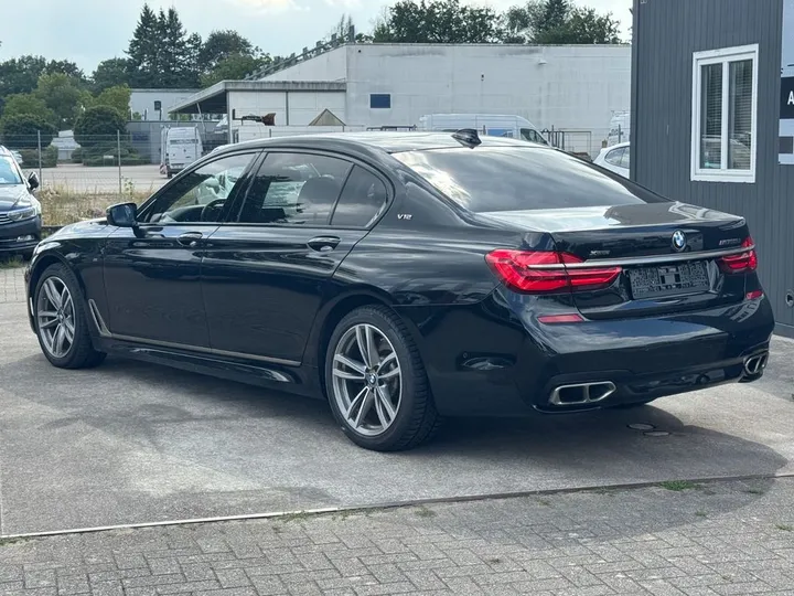 BMW M760