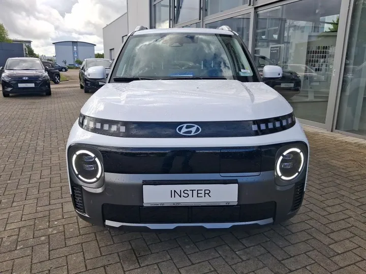 Hyundai INSTER