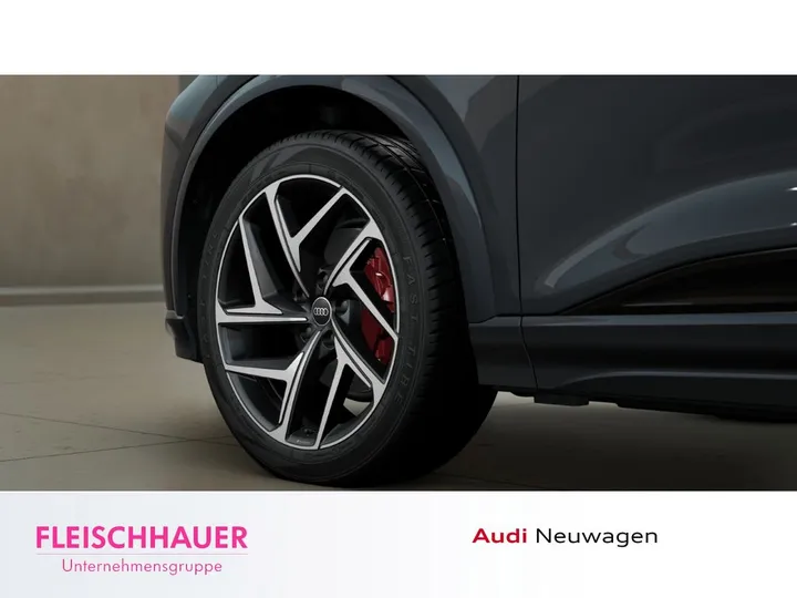 Audi Q6 e-tron