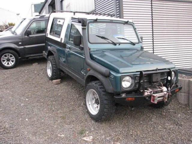 Suzuki SJ Samurai