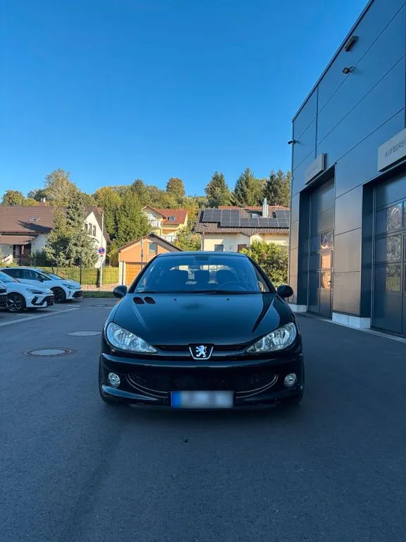 Peugeot 206