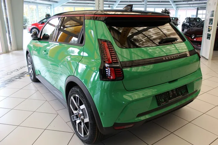 Renault R 5
