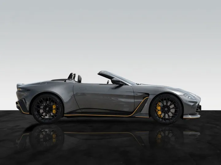 Aston Martin V12 Vantage