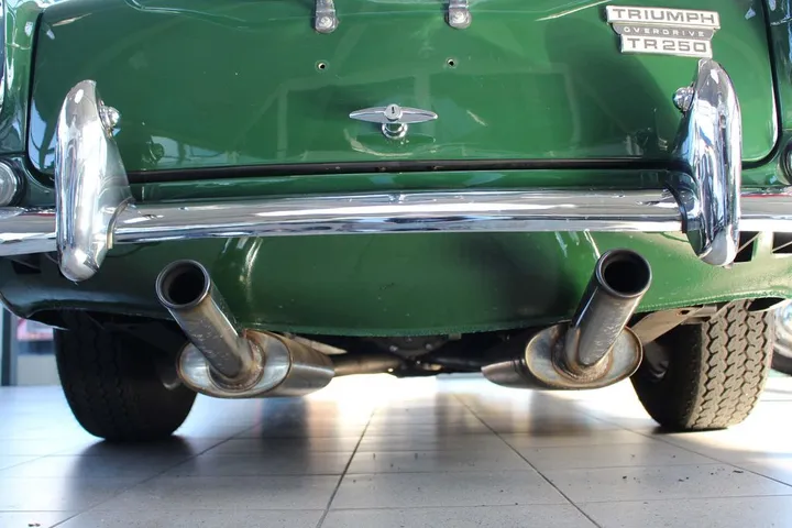 Triumph TR5