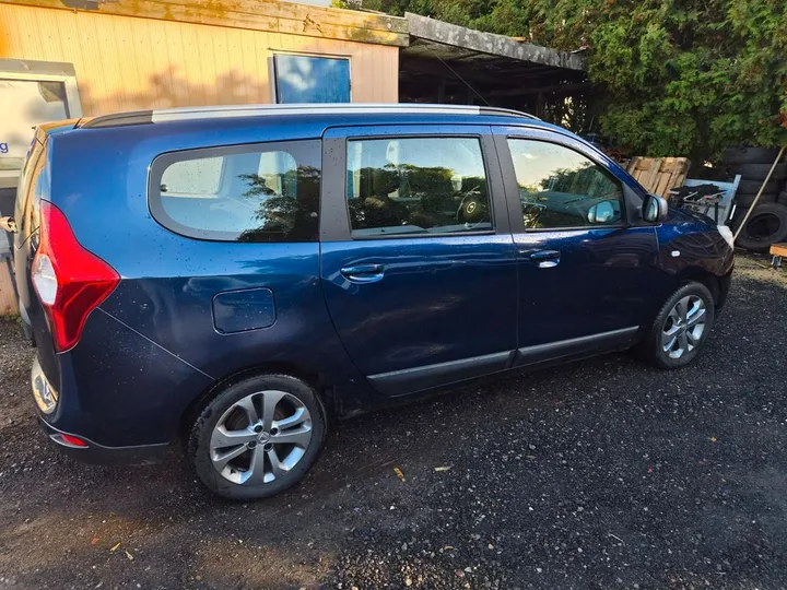 Dacia Lodgy