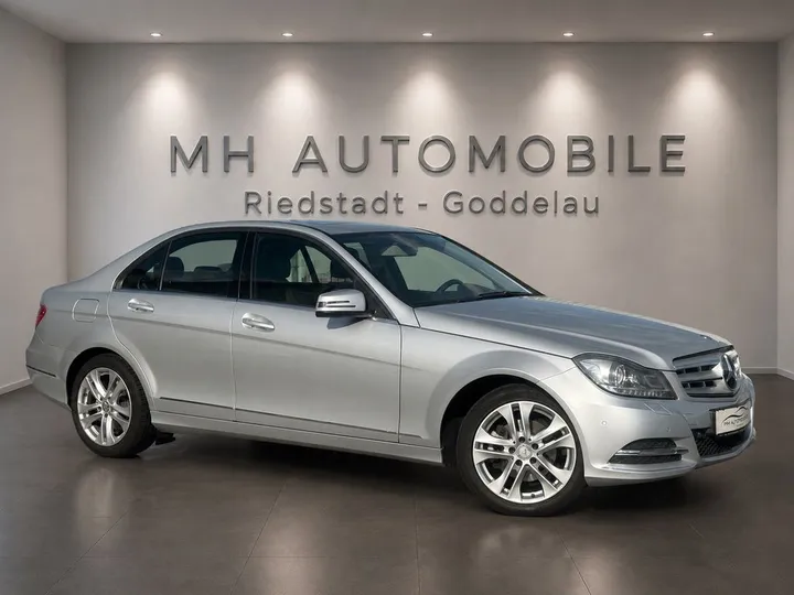 Mercedes-Benz C 200