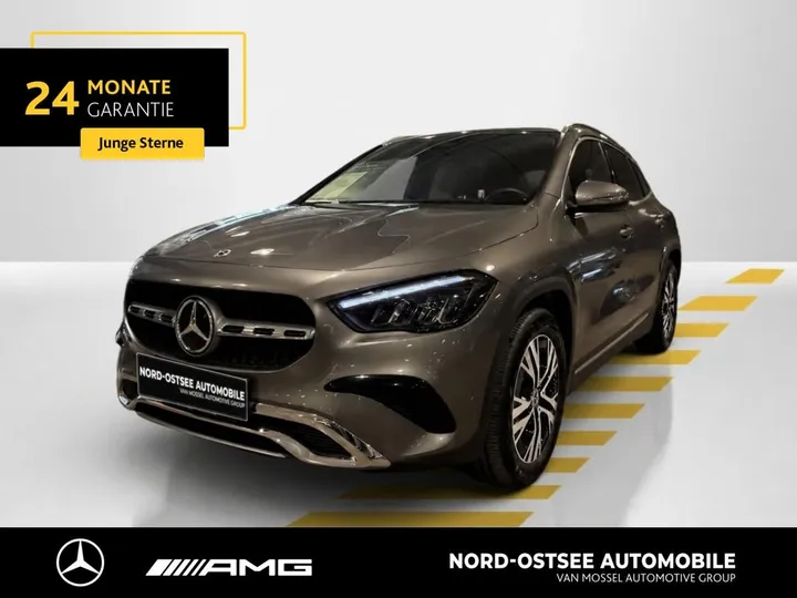 Mercedes-Benz GLA 200