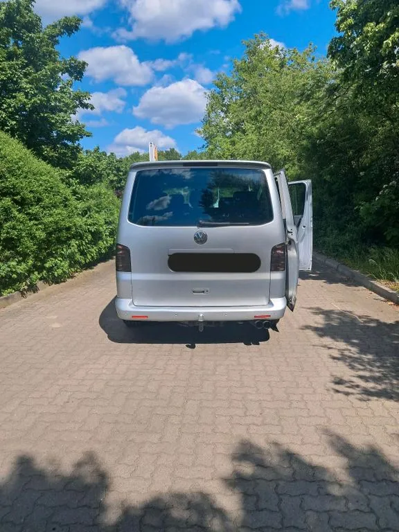 Volkswagen T5 Caravelle