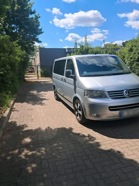 Volkswagen T5 Caravelle