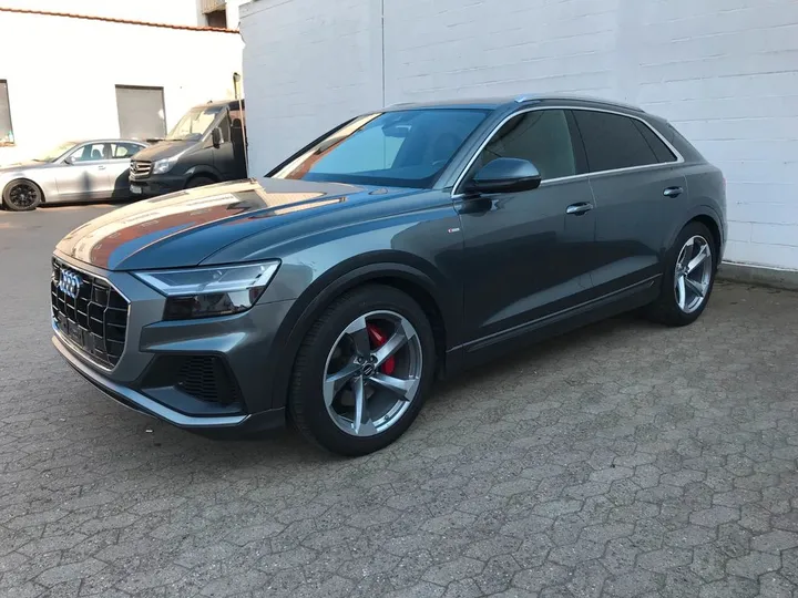 Audi Q8