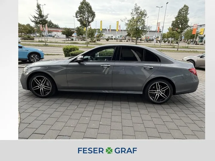 Mercedes-Benz E 200