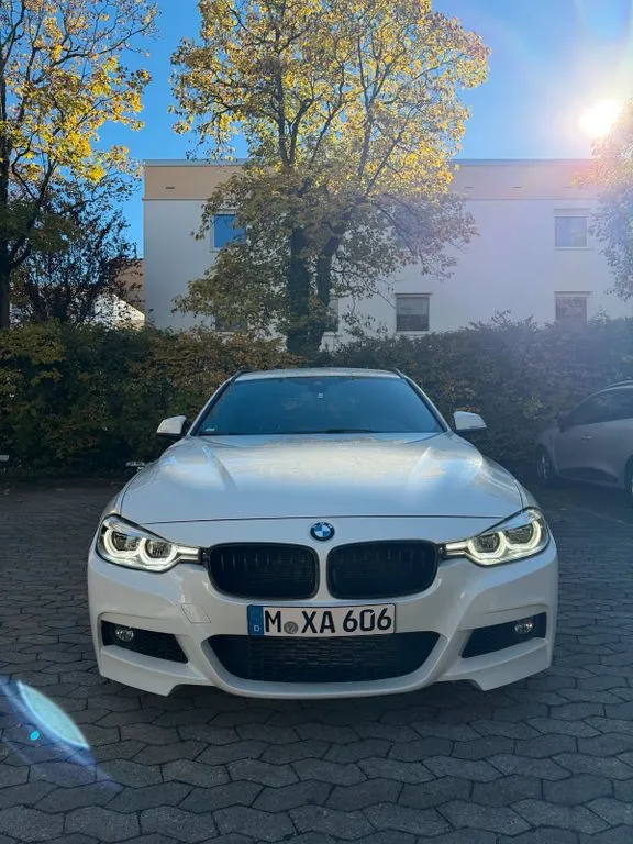 BMW 320
