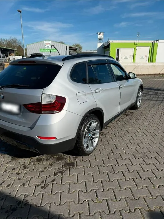 BMW 128