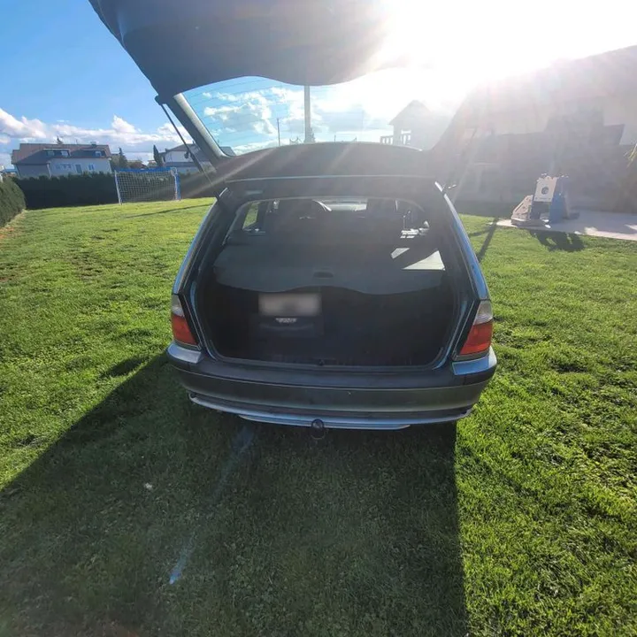 BMW 318