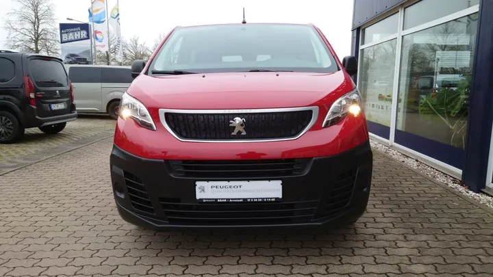 Peugeot Traveller
