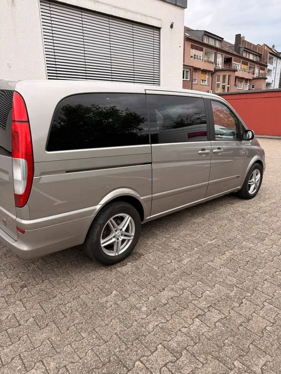 Mercedes-Benz Viano