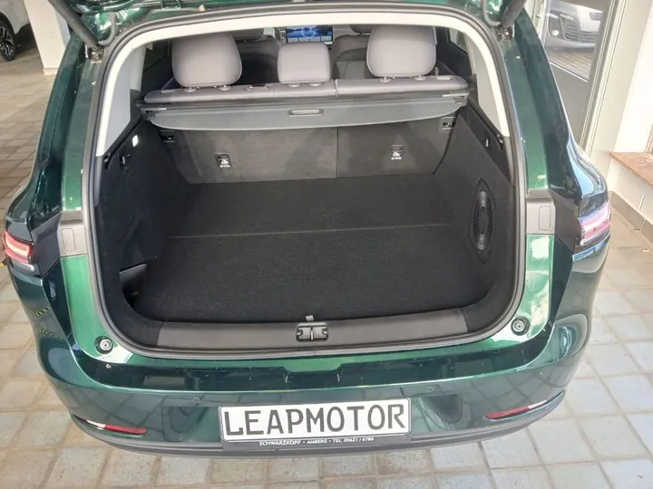Leapmotor C10