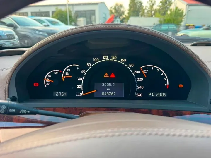 Mercedes-Benz S 600