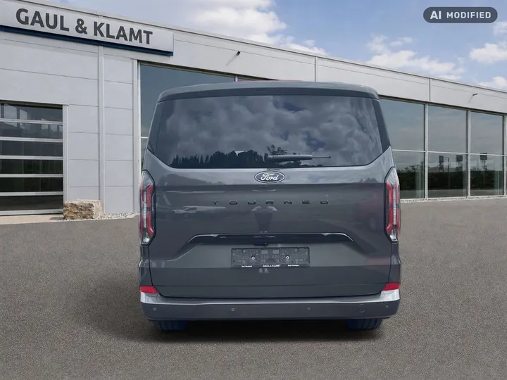 Ford Tourneo