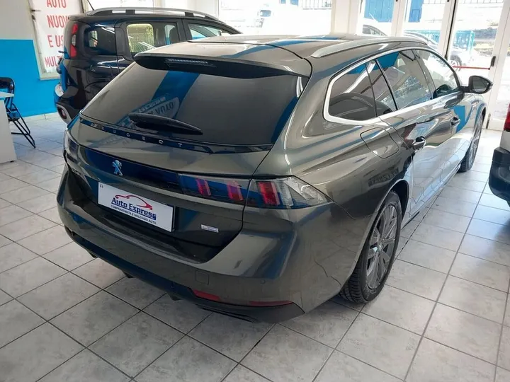 Peugeot 508