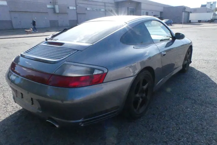 Porsche 996