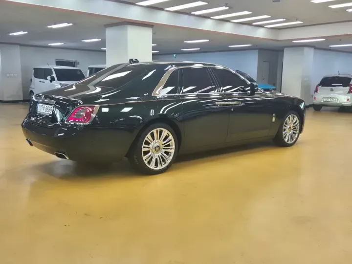 Rolls-Royce Ghost