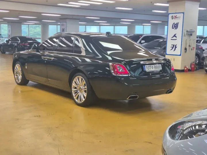 Rolls-Royce Ghost
