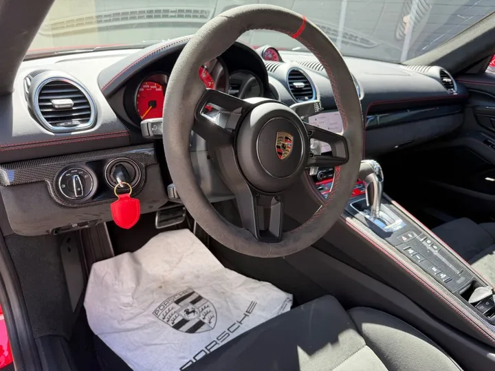 Porsche Cayman