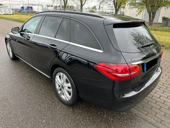 Mercedes-Benz C 200