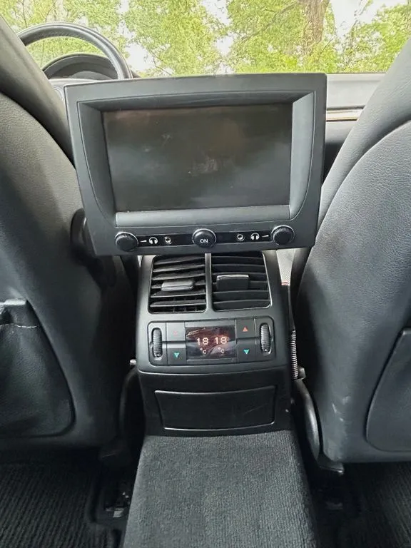 Mercedes-Benz E 320