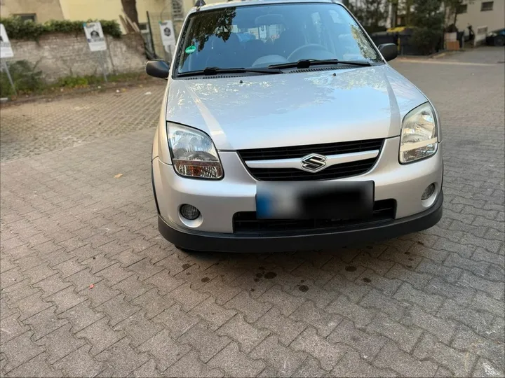 Suzuki Ignis