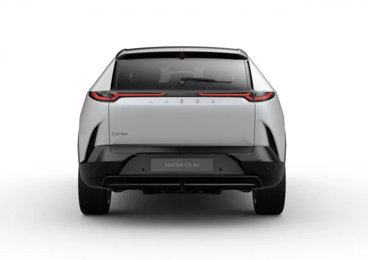 Mazda CX-6e