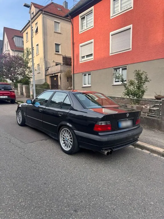 BMW 318